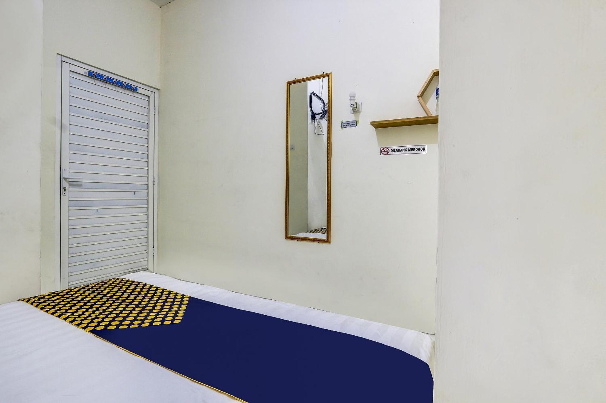 Spot On 90780 Gang Tengah Homestay Syariah Semarang Eksteriør bilde