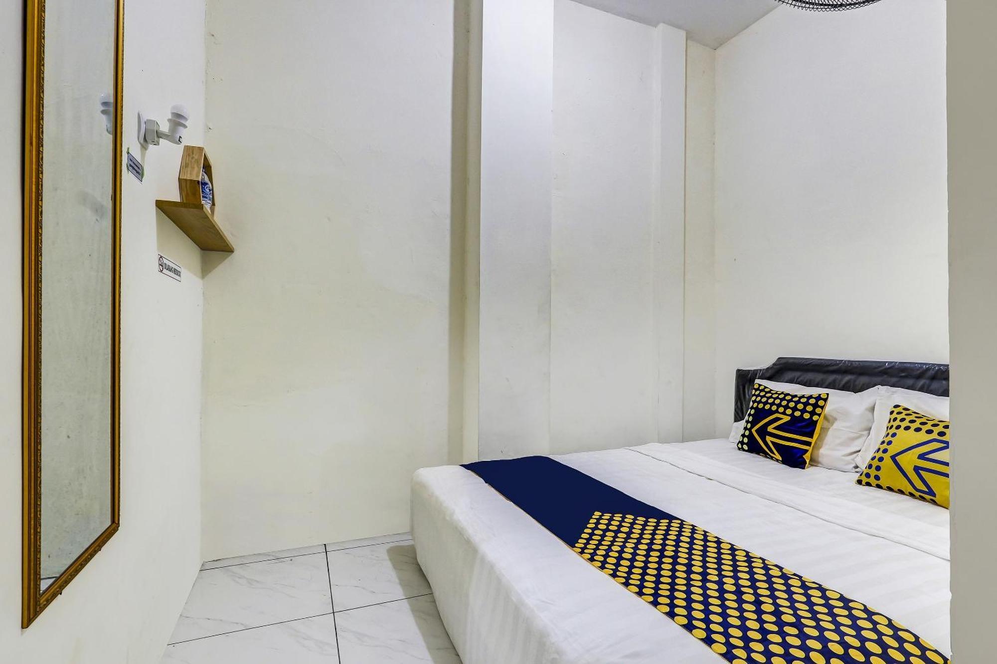 Spot On 90780 Gang Tengah Homestay Syariah Semarang Eksteriør bilde