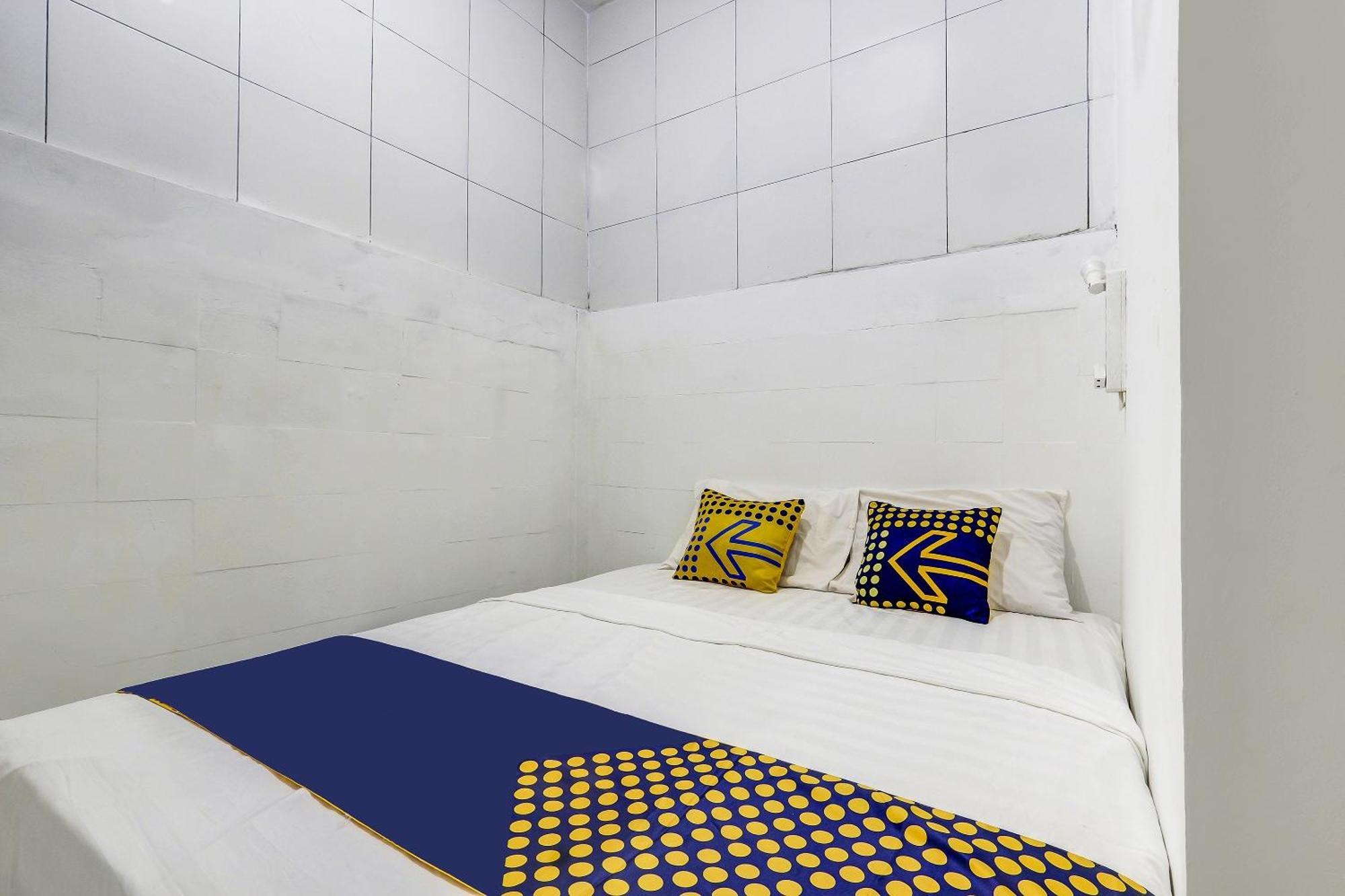 Spot On 90780 Gang Tengah Homestay Syariah Semarang Eksteriør bilde